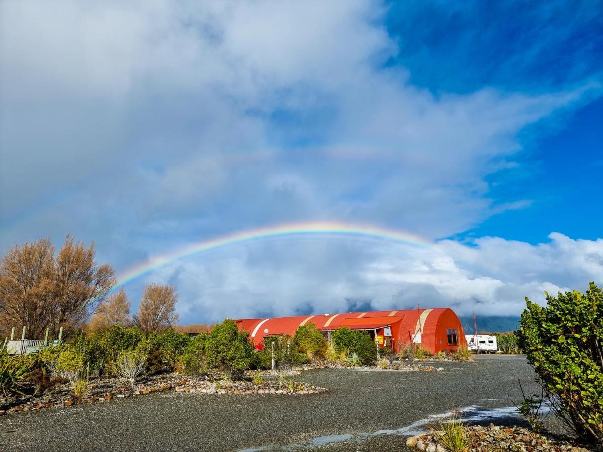River & 4* Haast